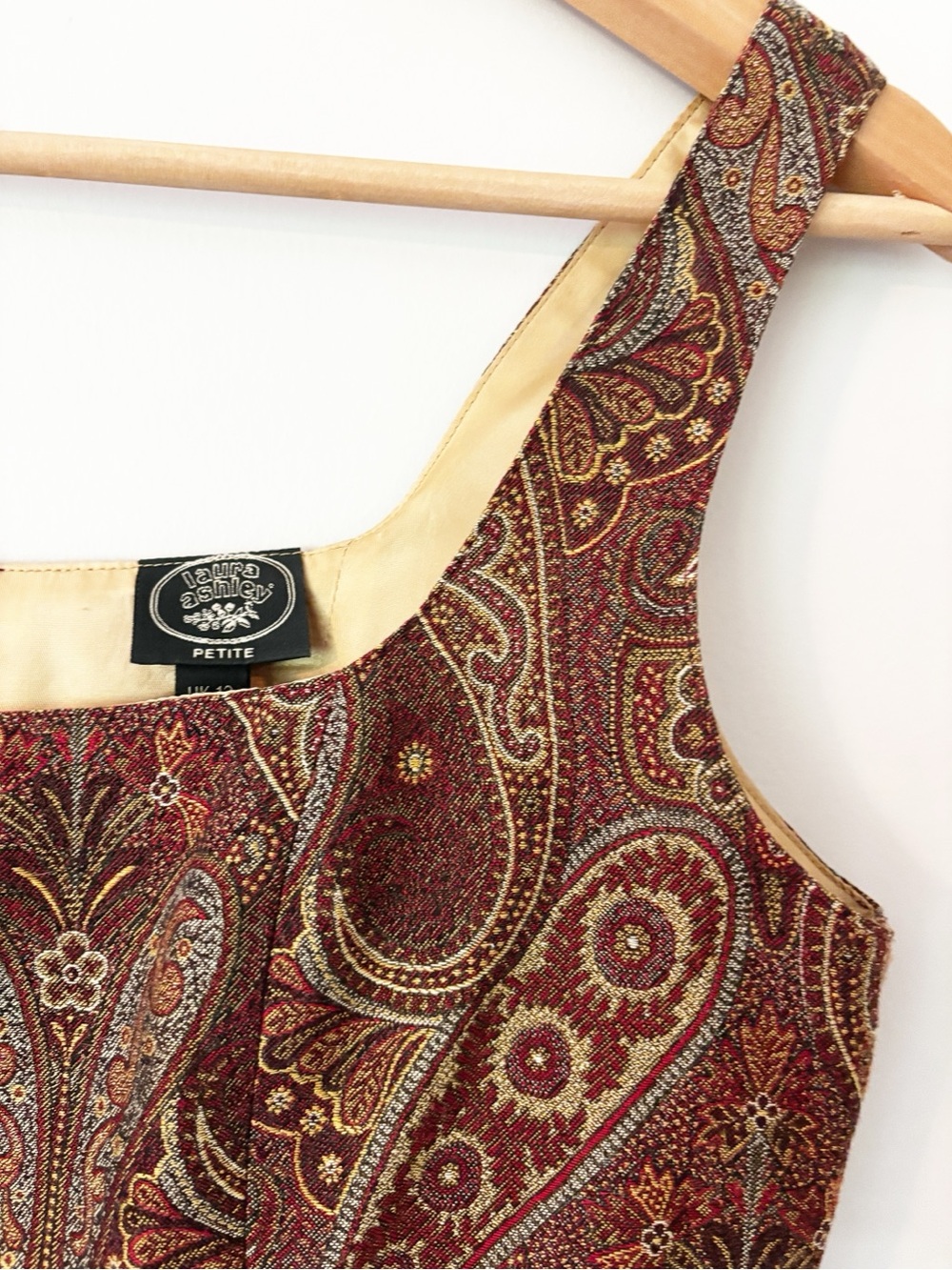Vintage Laura Ashley Paisley Brocade Tank Top sz. 8 - Picture 2 of 4
